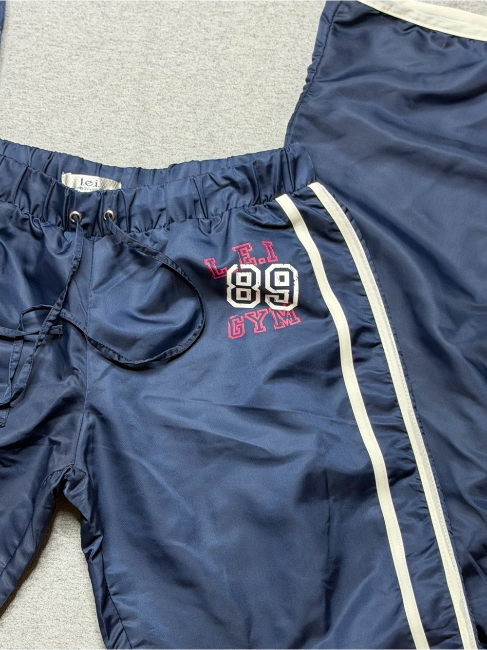 Y2K L.E.I. 89 GYM Navy Track Pants Windbreaker Pants Sz Small - Picture 2 of 8